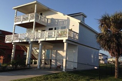 Bay House on Sea Isle, dog friendly rental in Galveston Texas, pet friendly vacation rental in Galveston